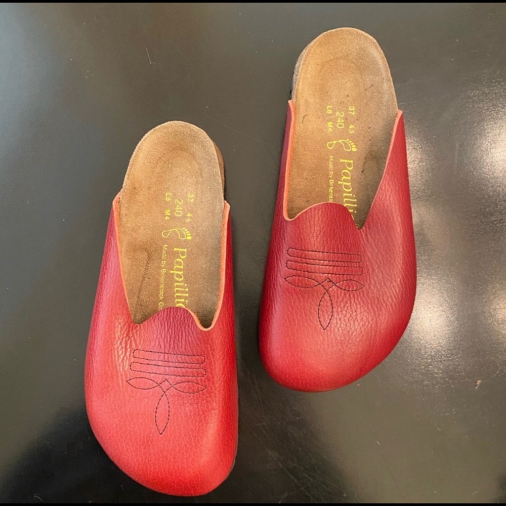 Papillio Birkenstock womes red mules shoes 37 NWOT